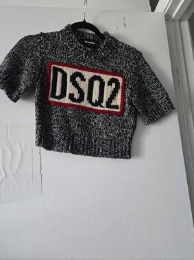 DSQUARED2 Black & White Marled Cropped Knit Sweater with Red Logo Border